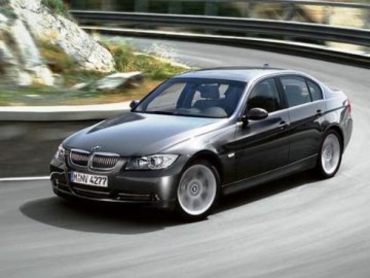 2011 BMW 320I 2.0 オンラインの平均販売価格 NTD$403,697