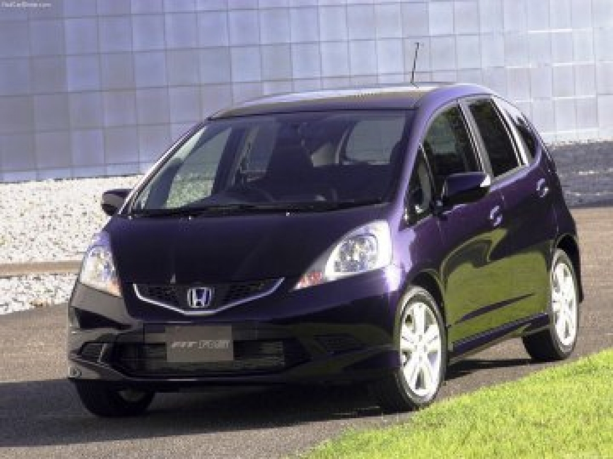 2011 HONDA FIT RS Used Car Average Price HKD$61,636