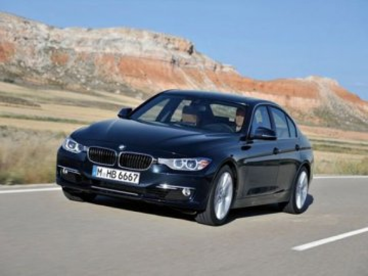 2013 BMW 316I 中古車平均價 NTD$592,902