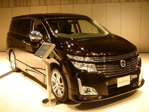 Nissan elgrand левый руль