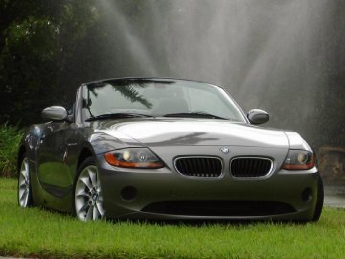 2006 BMW Z4 3.0 中古車平均價 NTD$454,800