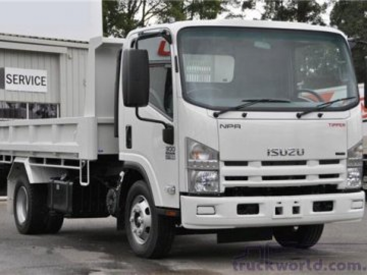 新品未開封 : ISUZU Container Truck White1/43 NQR75 9噸 五十鈴皇牌貨車-